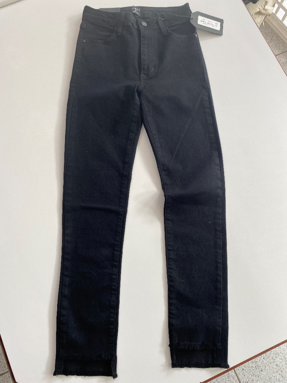 Just black crop fray step hem jeans sz 24